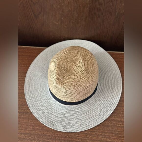 Wide brim hat - Picture 2 of 8